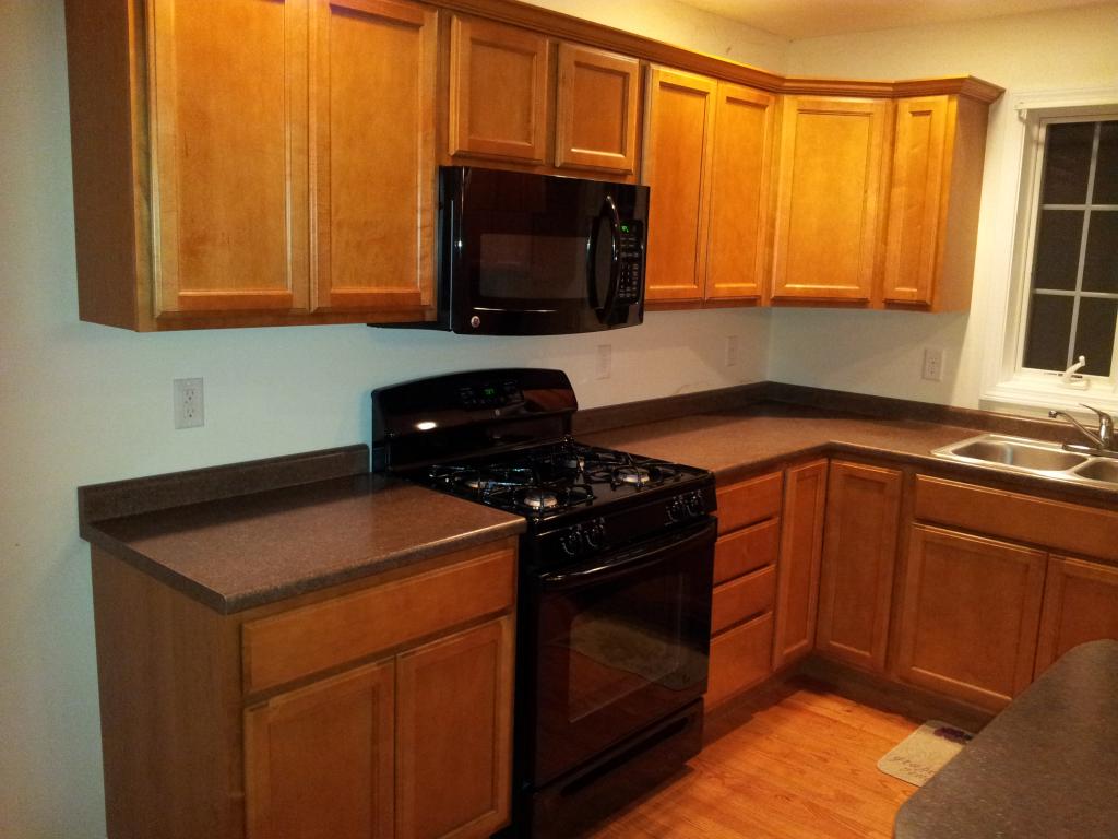 4 Gagne Street, Unit 4 Rochester, NH 03867 - Photo 3 of 28