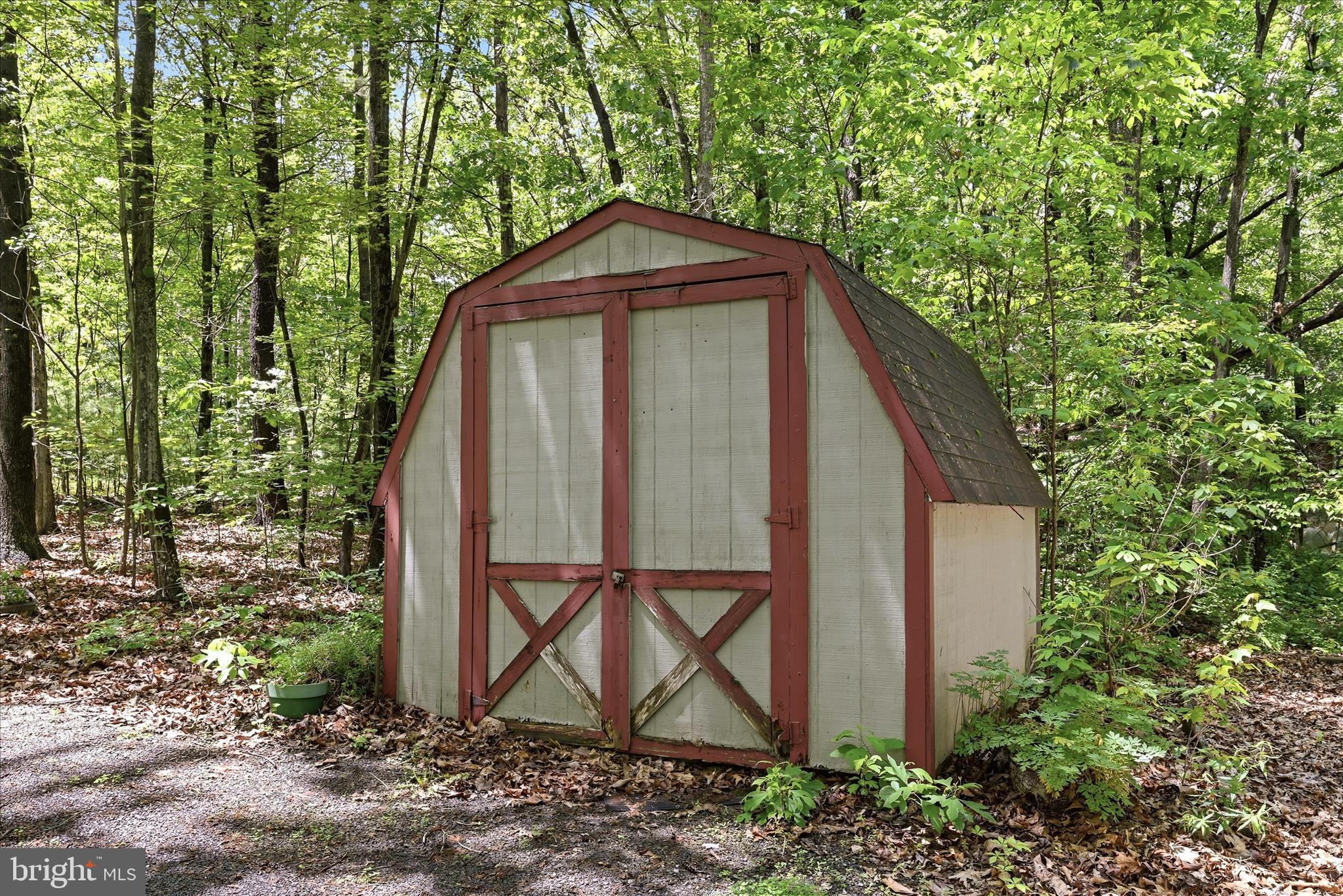 347 Getaway Road Hedgesville, WV 25427 - Photo 36 of 44 Shed