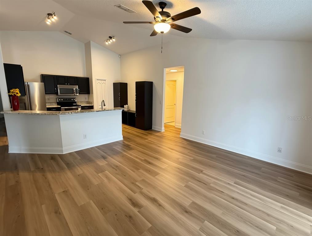 5325 Watson Road Riverview, FL 33578 - Photo 6 of 36 Gallery Image 6
