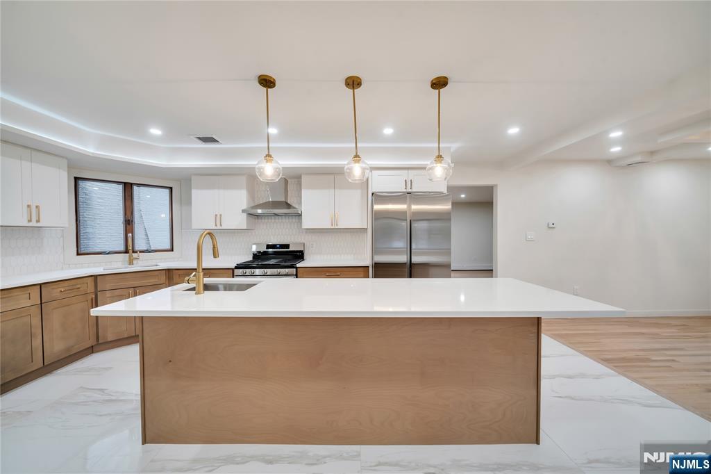 468 Morse Avenue Ridgefield, NJ 07657 - Photo 9 of 48