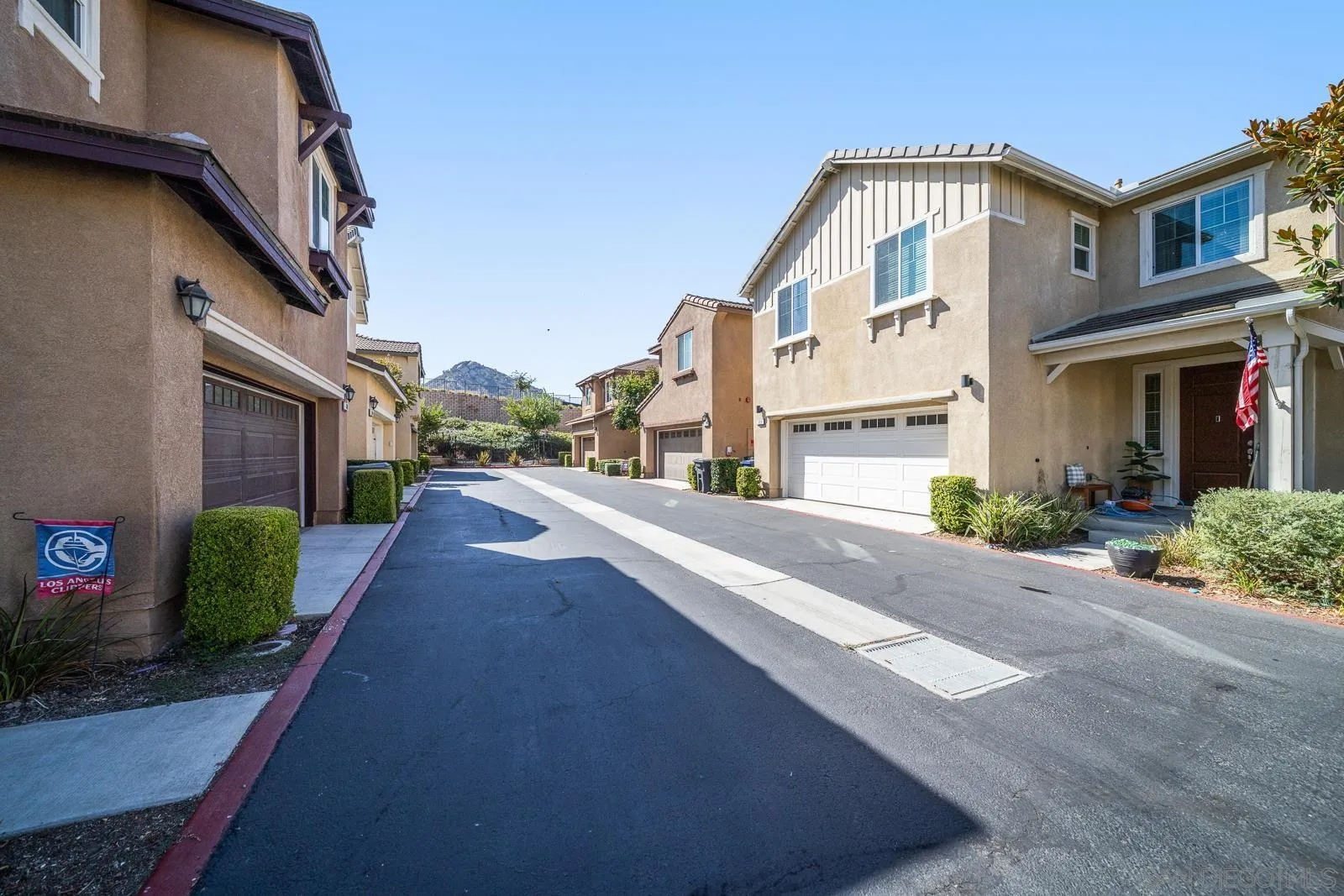 337 Dun Blazer Way Fallbrook, CA 92028 - Photo 4 of 66 Gallery Image 4