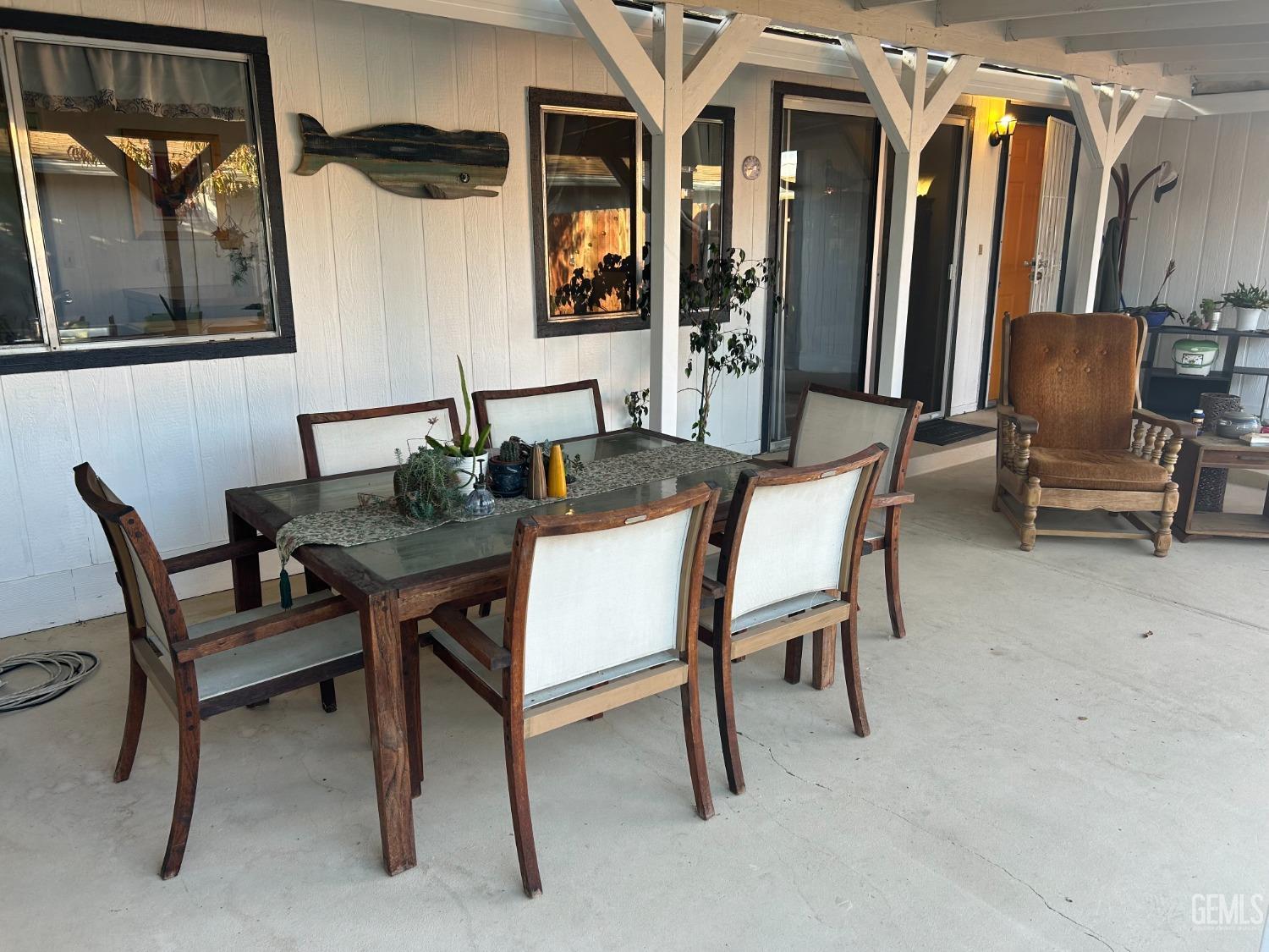 Undisclosed Address Santa Maria, CA 93454 - Photo 4 of 43 a dining room with furniture and window