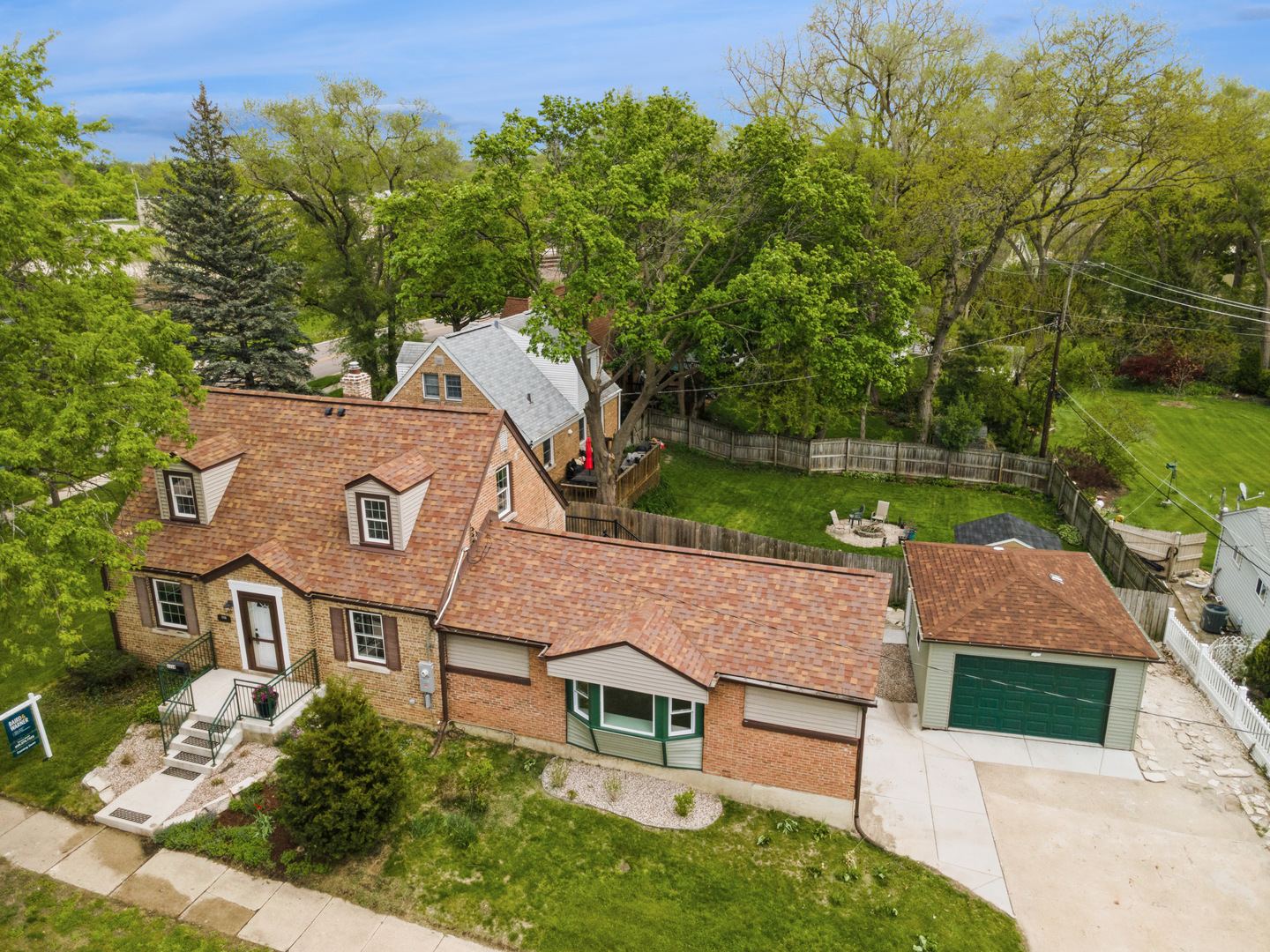 1118 Manchester Road Wheaton, IL 60187 - Photo 4 of 37