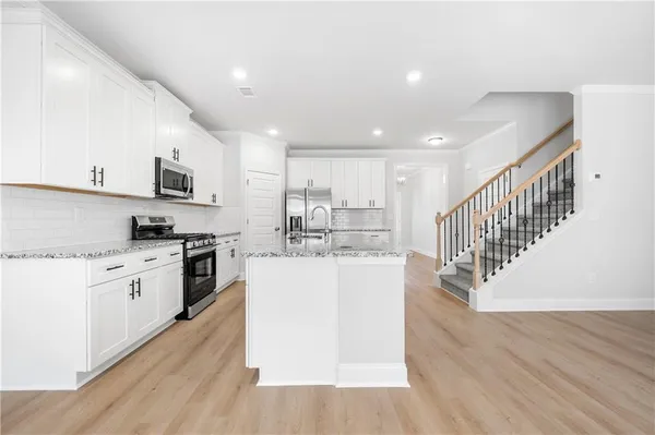 $2,899 | 3847 Lockaby Way, Lawrenceville, GA 30044