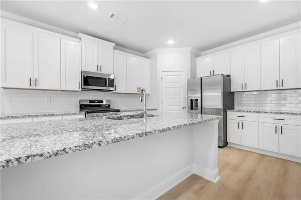 $2,899 | 3847 Lockaby Way, Lawrenceville, GA 30044