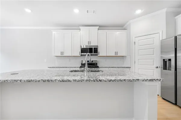 $2,899 | 3847 Lockaby Way, Lawrenceville, GA 30044