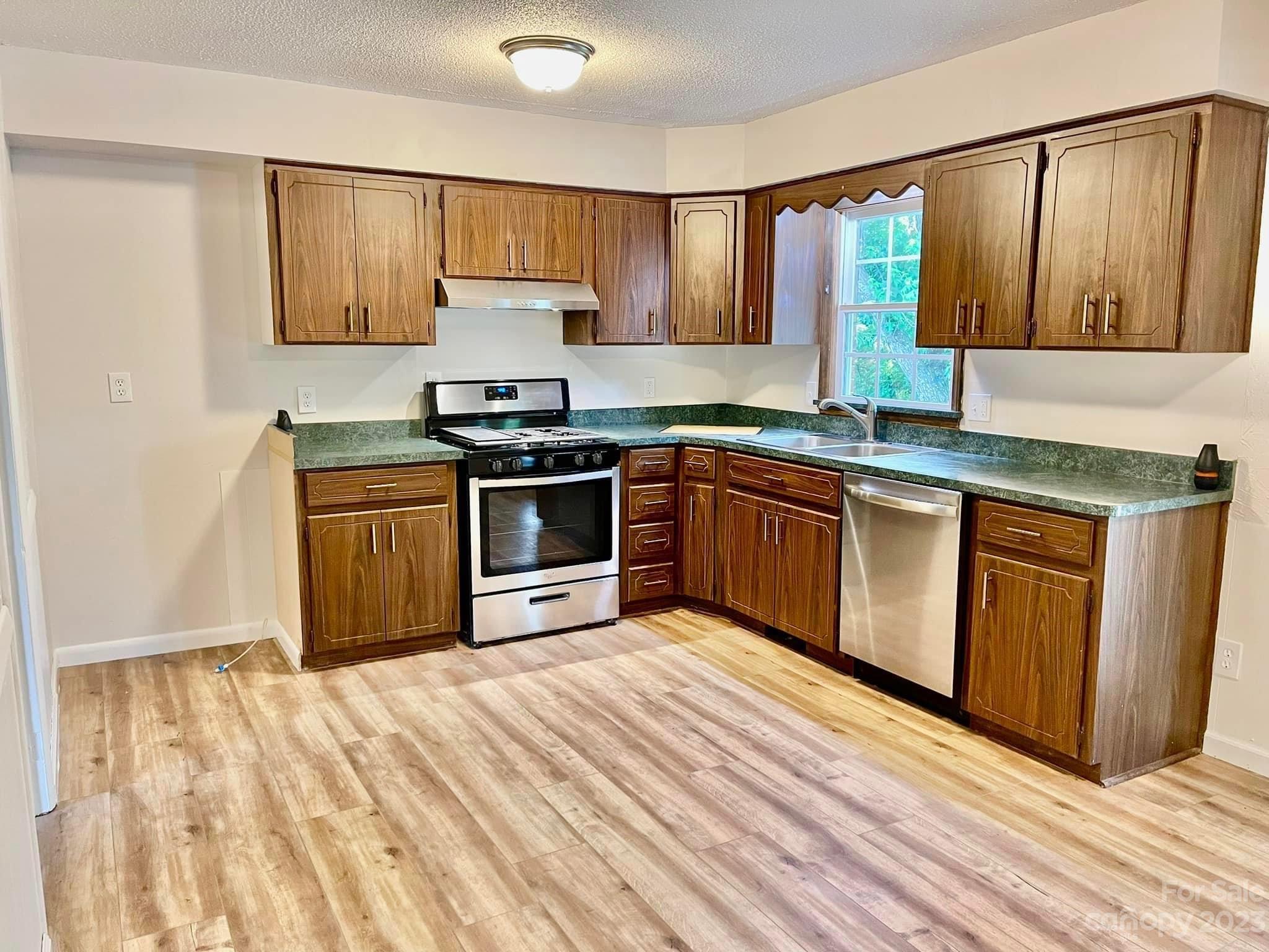 2106 Joe Road Statesville, NC 28625 - Photo 7 of 19 Gallery Image 7