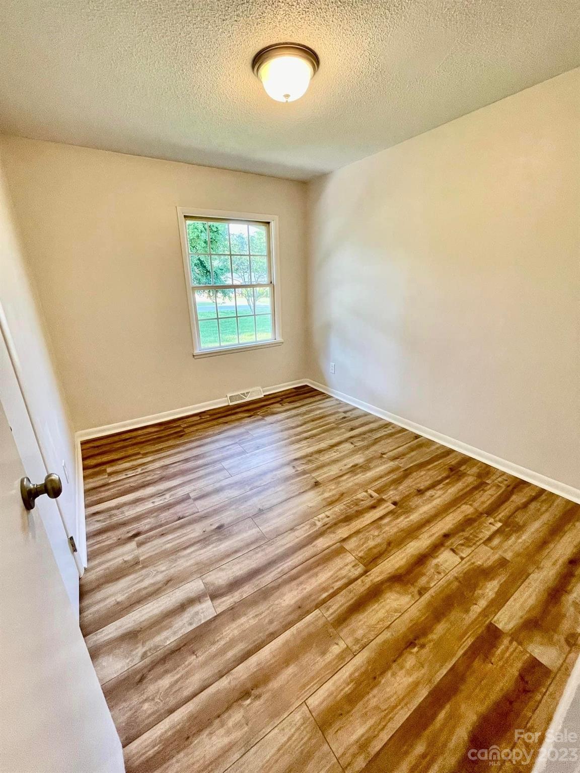 2106 Joe Road Statesville, NC 28625 - Photo 8 of 19 Gallery Image 8