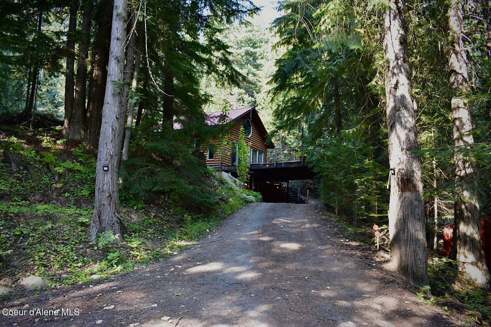 294 Fall Creek Road Naples, ID 83847 - Photo 2 of 25 DSC_0201