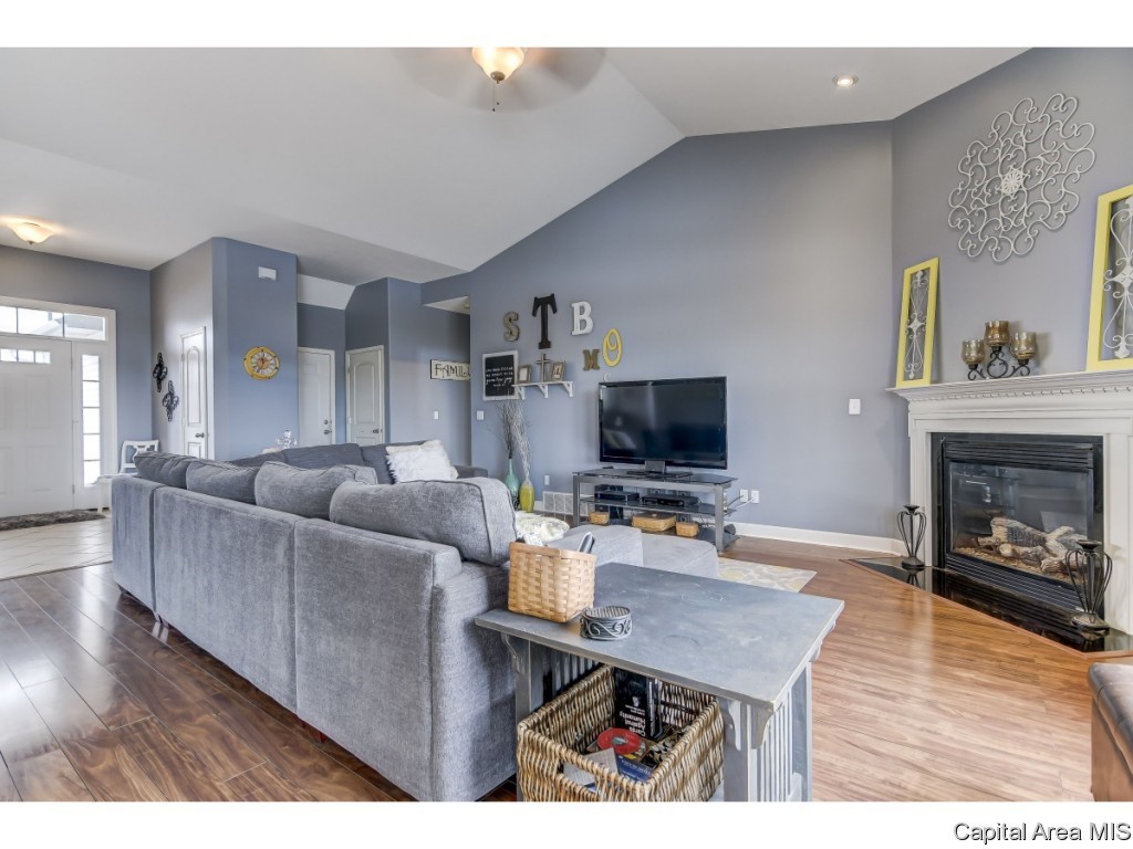 5416 Crane Drive Springfield, IL 62711 - Photo 5 of 29