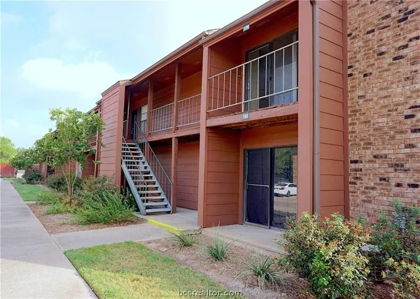 $1,100 | 904 University Oaks Boulevard, Unit 137, College Station, TX 77840