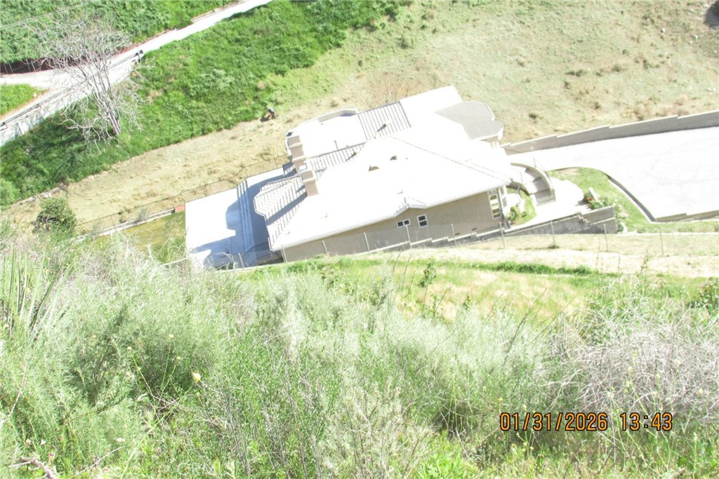 8001 Denivelle Road Sunland, CA 91040 - Photo 39 of 51