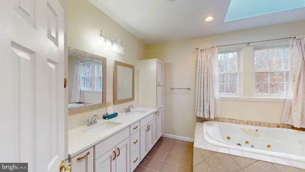 $3,000 | 252 South Lakewood Drive, Ridgeley, WV 26753