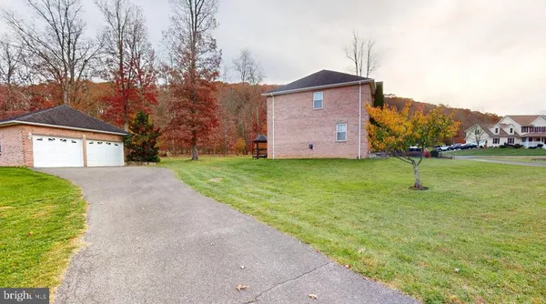 $3,000 | 252 South Lakewood Drive, Ridgeley, WV 26753