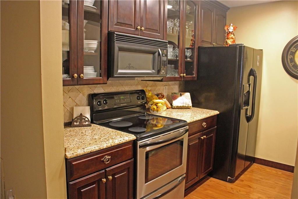 232 Decatur Street, Unit 2A New Orleans, LA 70130 - Photo 10 of 15 Gallery Image 10