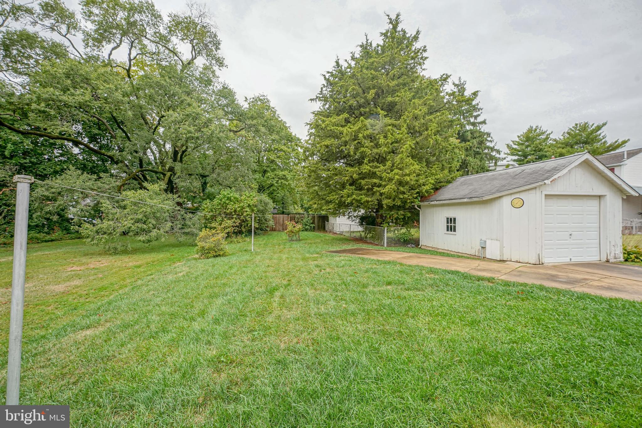 2 Princeton Road North Glassboro, NJ 08028 - Photo 6 of 26
