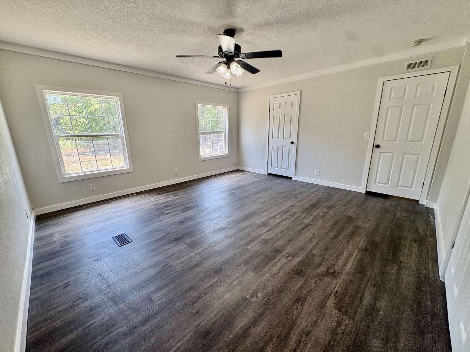 1660 Nathan Drive Loris, SC 29569 - Photo 4 of 47