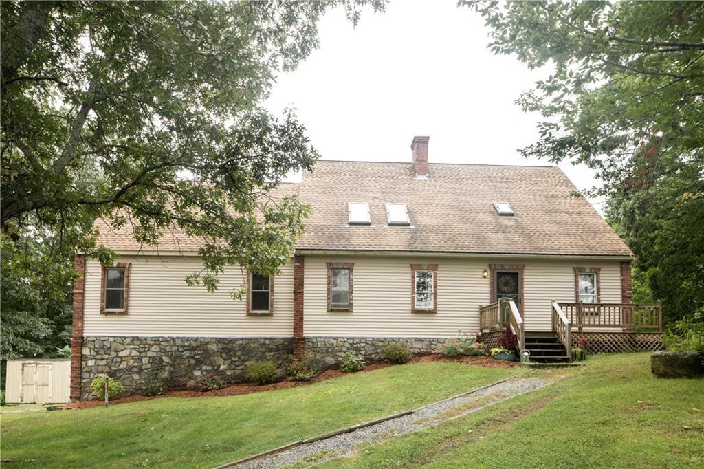 604 Emerys Bridge Road South Berwick, ME 03908 - Photo 2 of 26 This 3BR/2BA home brims with character.