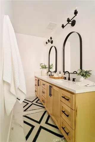 $1,649,999 | 4800 Mary Ellen Avenue, Sherman Oaks, CA 91423