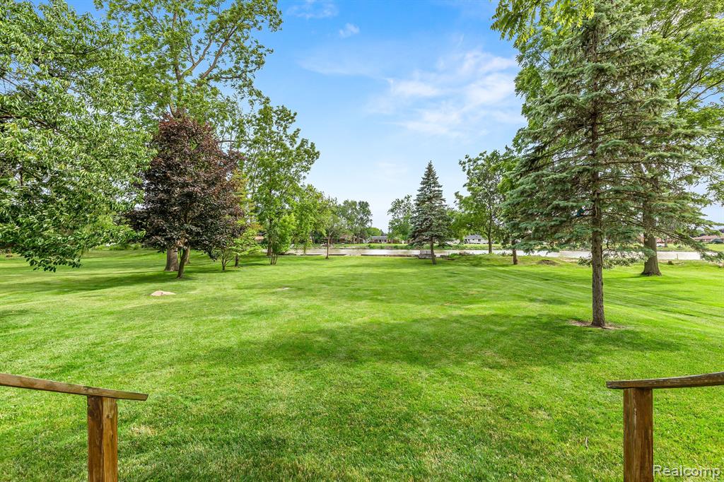 1787 North Custer Road Monroe, MI 48162 - Photo 11 of 31