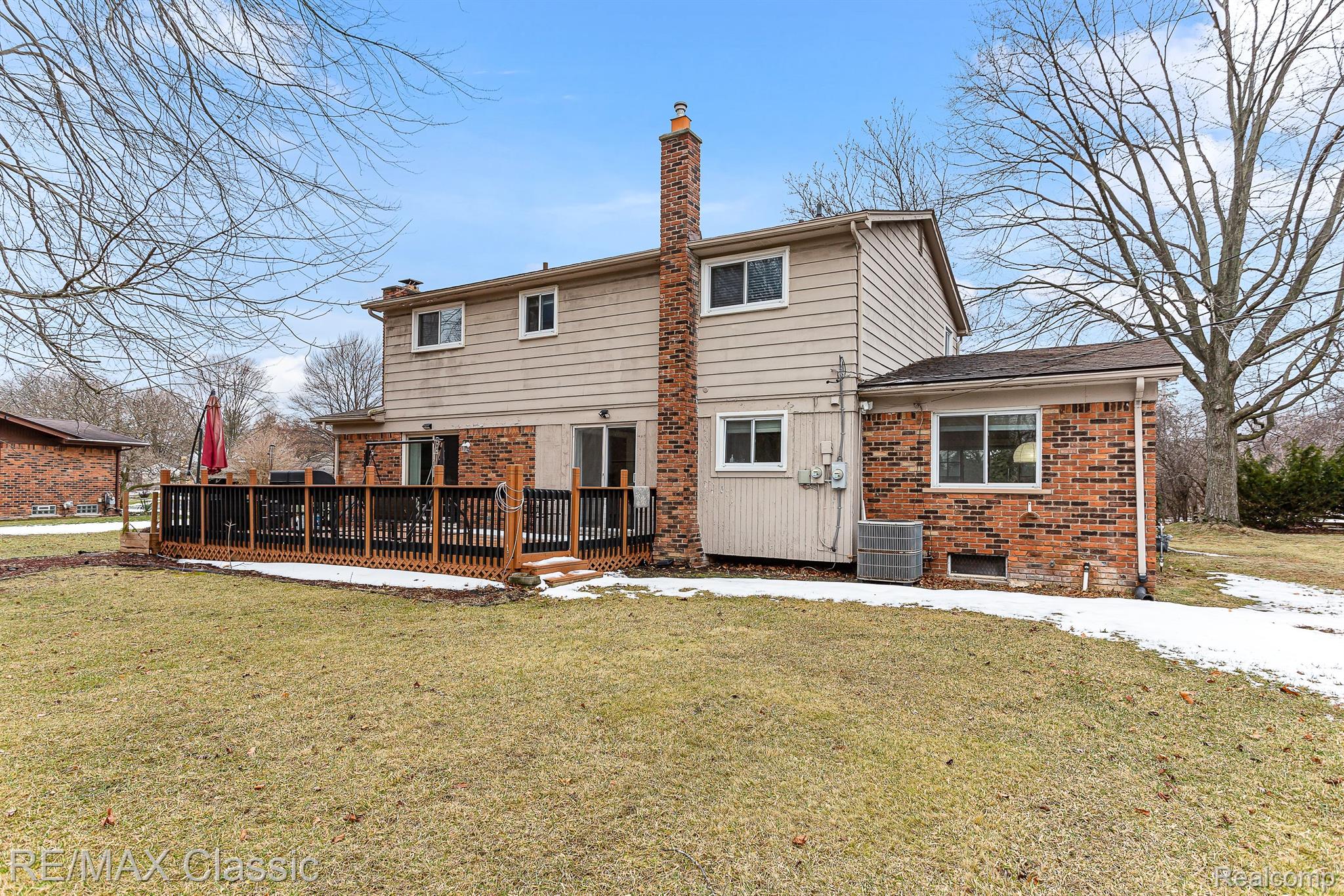 32636 Woodridge Road Farmington, MI 48334 - Photo 46 of 53