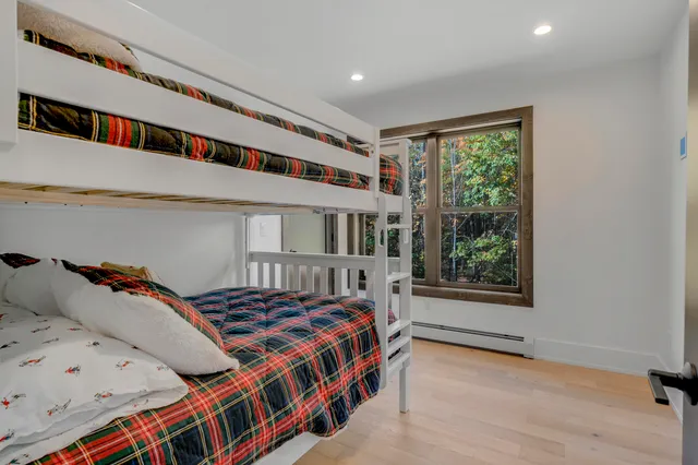 $749,000 | 9 Lodgepole Lane, Unit 9, Newry, ME 04261