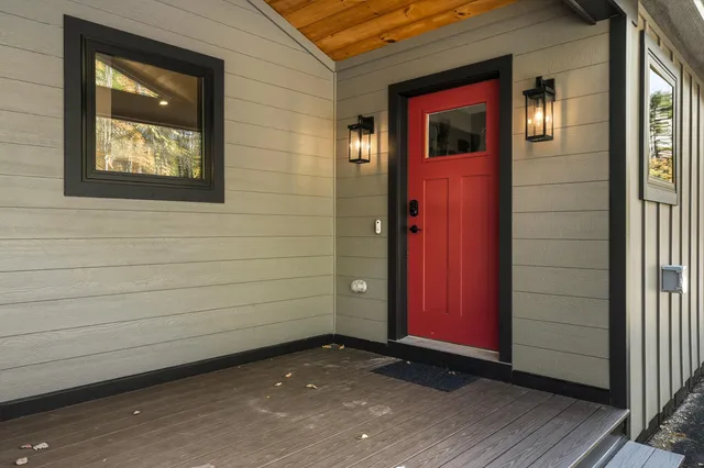 $749,000 | 9 Lodgepole Lane, Unit 9, Newry, ME 04261