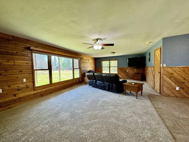 $420,000 | 55715 Highway 11, Warroad, MN 56763