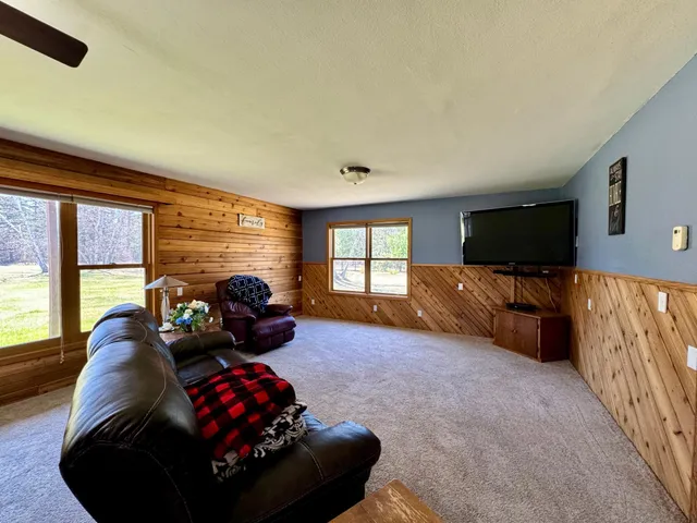 $420,000 | 55715 Highway 11, Warroad, MN 56763