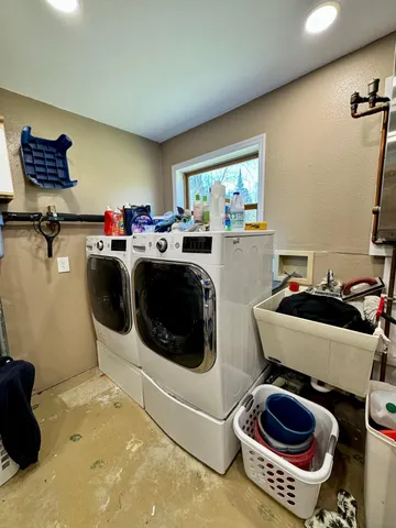 $420,000 | 55715 Highway 11, Warroad, MN 56763