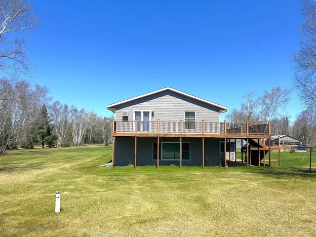 $420,000 | 55715 Highway 11, Warroad, MN 56763