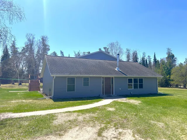 $420,000 | 55715 Highway 11, Warroad, MN 56763