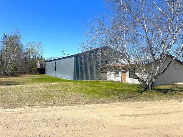 $420,000 | 55715 Highway 11, Warroad, MN 56763
