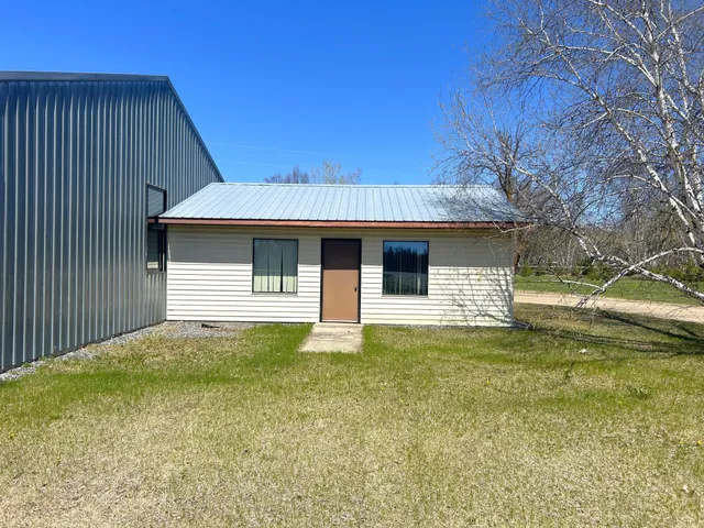 $420,000 | 55715 Highway 11, Warroad, MN 56763