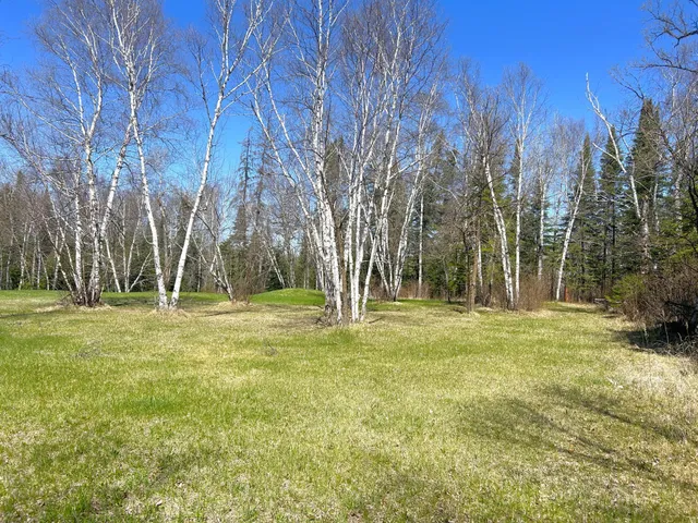 $420,000 | 55715 Highway 11, Warroad, MN 56763