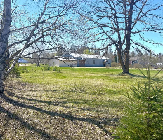 $420,000 | 55715 Highway 11, Warroad, MN 56763