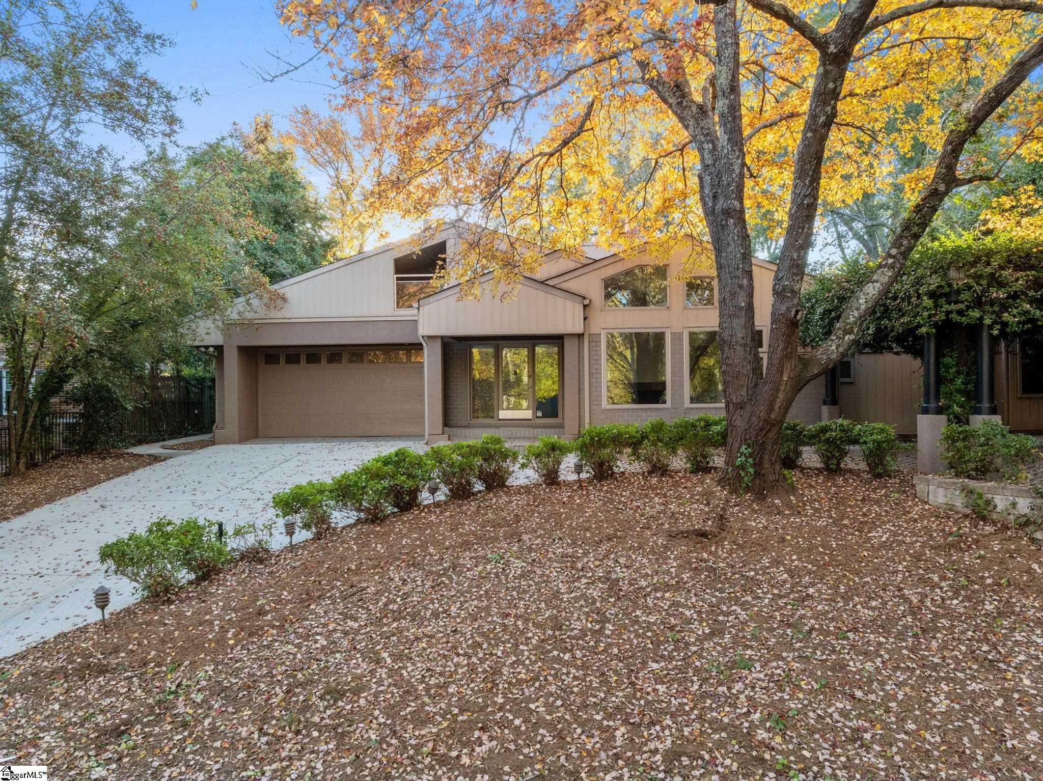 126 Windfield Road Greenville, SC 29607 - Photo 3 of 49