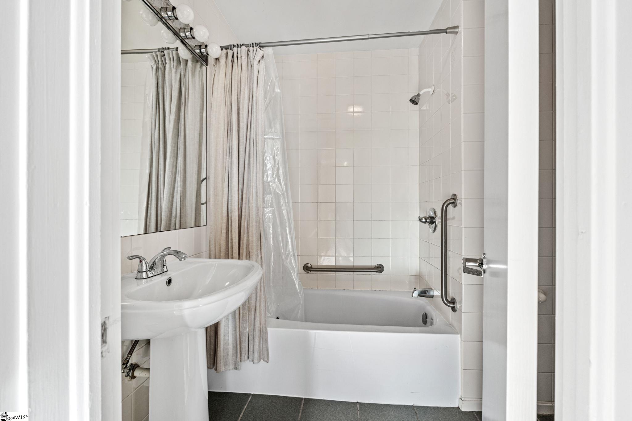 126 Windfield Road Greenville, SC 29607 - Photo 31 of 49