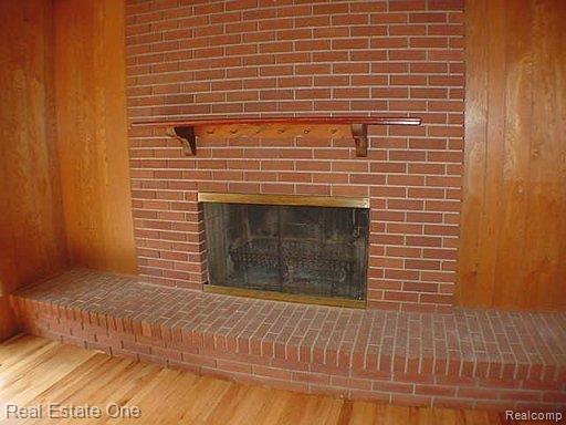 36491 Saxony Road Farmington, MI 48335 - Photo 10 of 25 fireplace