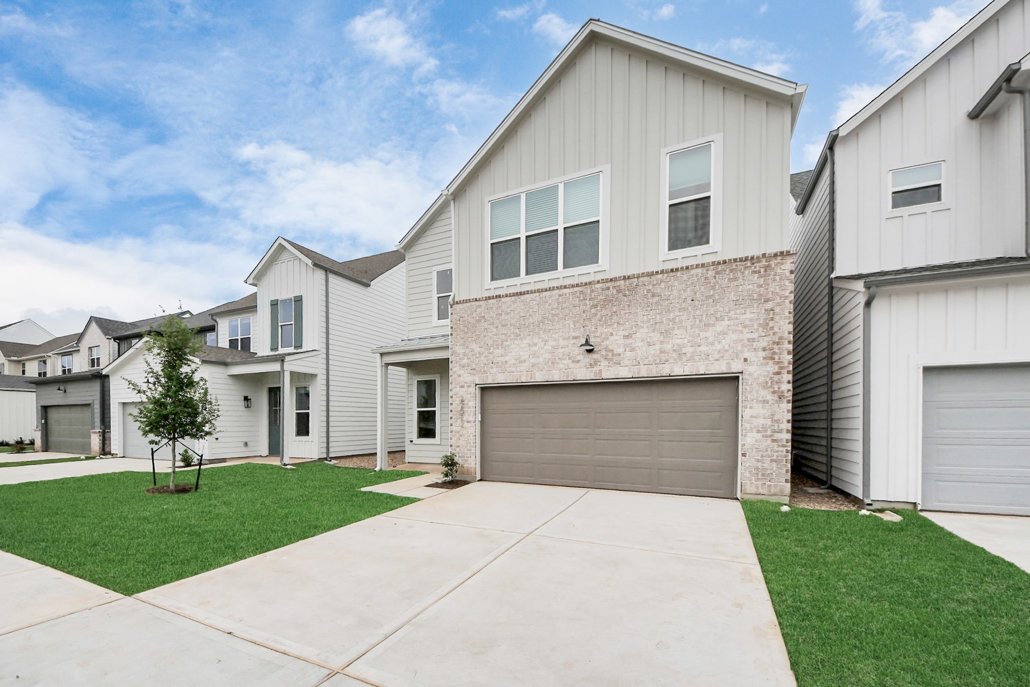 7306 Corey Rushing Lane Richmond, TX 77407 - Photo 39 of 49 Enjoy Modern Living, New Construction home with a distinctive neighborhood feel and maintenance free lifestyle in Gated Community nestled in the inviting city of Richmond, TX! Luxury spacious 2-car garage+2-vehicle driveway & private backyard! Easy access to Westpark Tollway,Grand Parkway 99,I-10,conveniently near LaCenterra,restaurants,bars & shopping!Close to major employers throughout Houston’s Energy Corridor and neighboring cities of Katy,Fulshear,Sugar Land&Houston.Highly Rated Lamar Consolidated ISD.