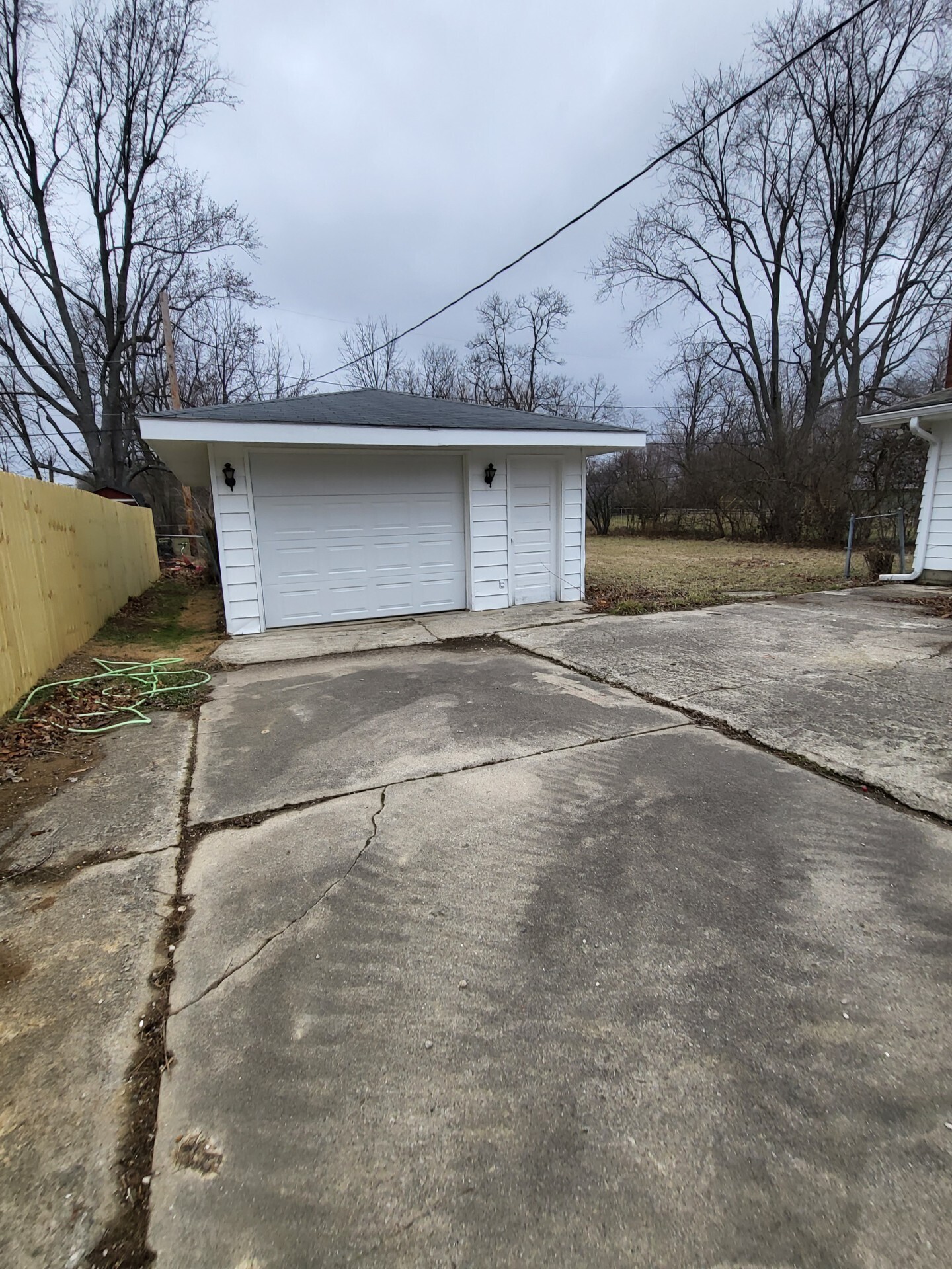 6700 East Torrence Street Muncie, IN 47303 - Photo 8 of 29
