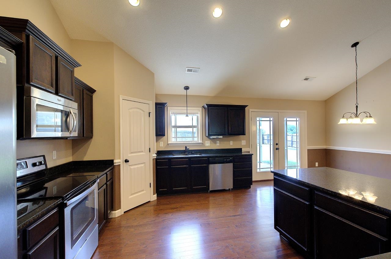411 Shoreline Boulevard Boiling Springs, SC 29316 - Photo 11 of 50