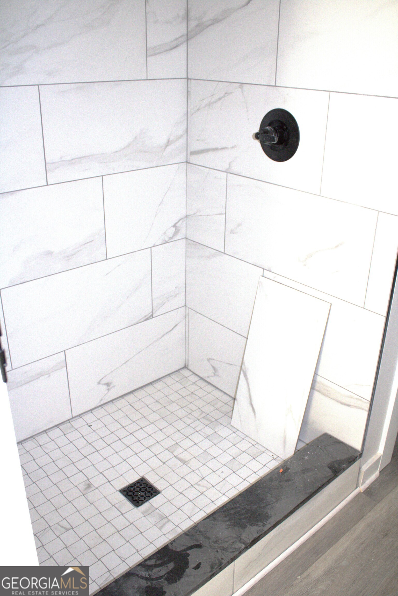 123 Fairview Street Hartwell, GA 30643 - Photo 16 of 23 a view of a air conditioner