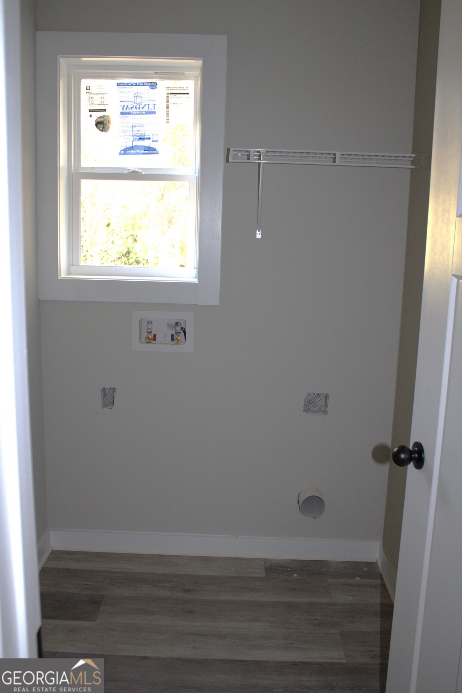 123 Fairview Street Hartwell, GA 30643 - Photo 18 of 23 a view of an empty room with a window