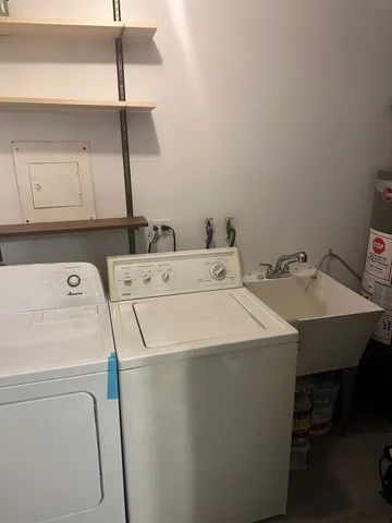 $1,400 | 380 Mackinaw Avenue, Unit 1, Calumet City, IL 60409