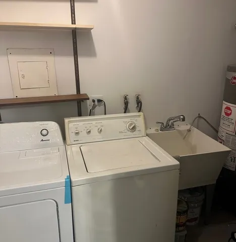 $1,400 | 380 Mackinaw Avenue, Unit 1, Calumet City, IL 60409