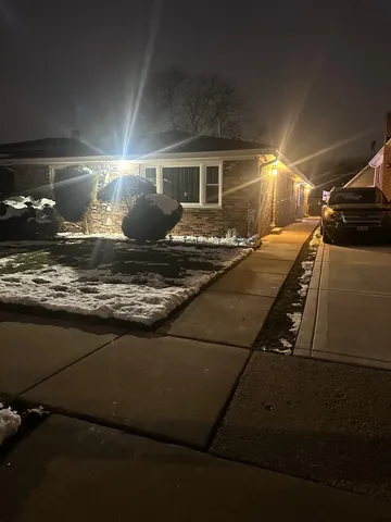 $1,400 | 380 Mackinaw Avenue, Unit 1, Calumet City, IL 60409