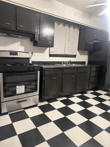 $1,400 | 380 Mackinaw Avenue, Unit 1, Calumet City, IL 60409