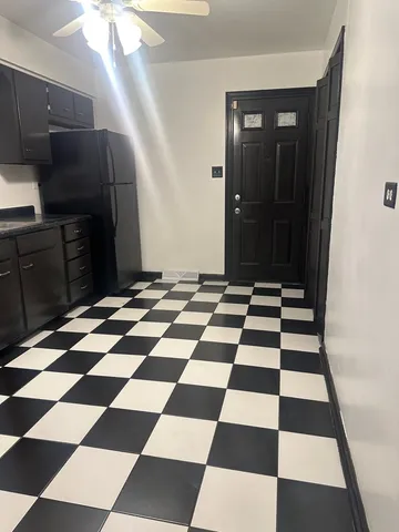 $1,400 | 380 Mackinaw Avenue, Unit 1, Calumet City, IL 60409