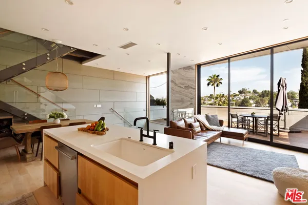 $2,499,000 | 2339 Lyric Avenue, Los Angeles, CA 90027